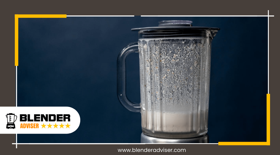 What Are the Benefits of Glass Vs. Plastic Blender Jars?