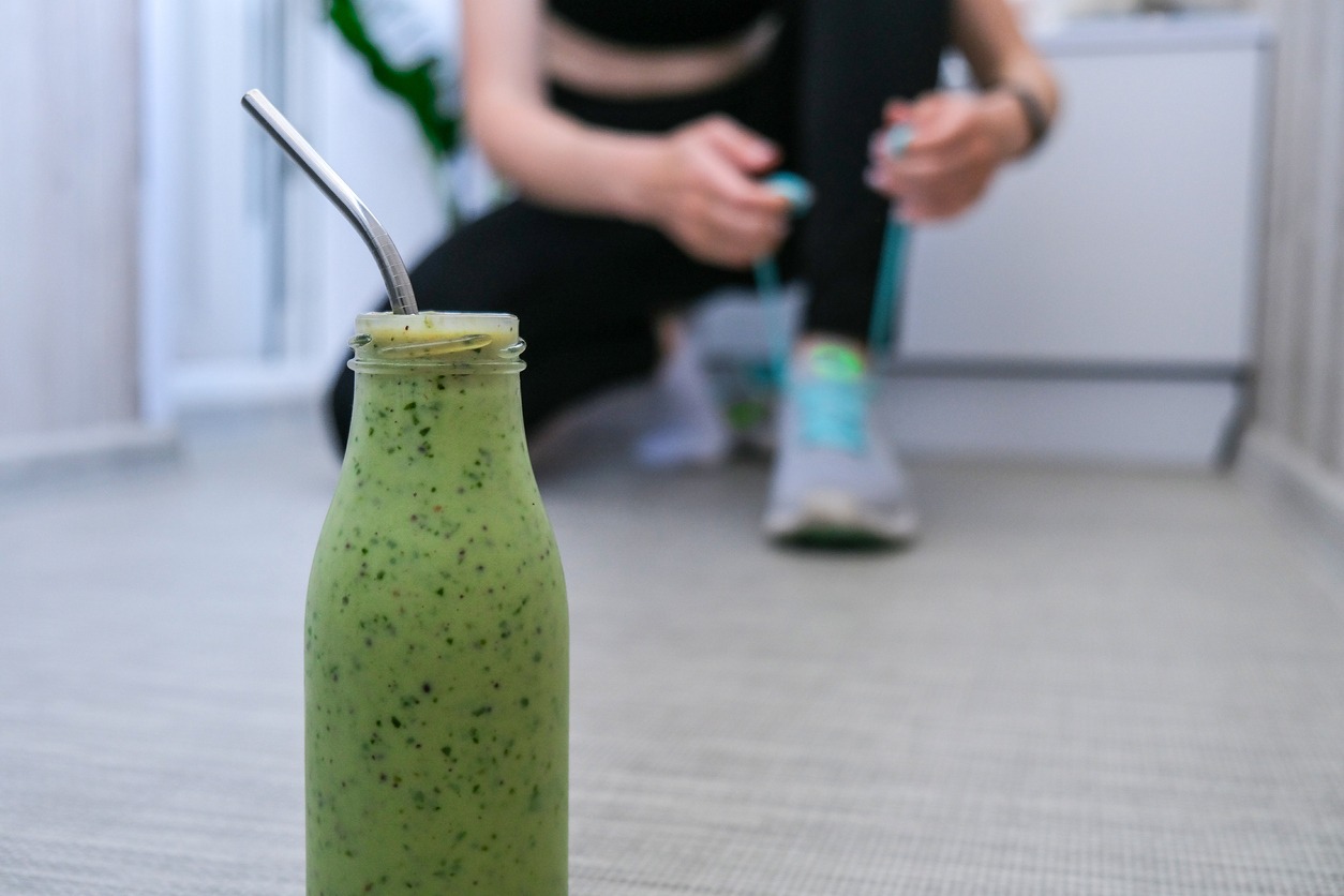 Blending for Energy: Pre- and Post-Workout Smoothies and Shakes