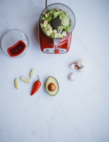 How Small Should You Chop Food Pieces for Your Blender?