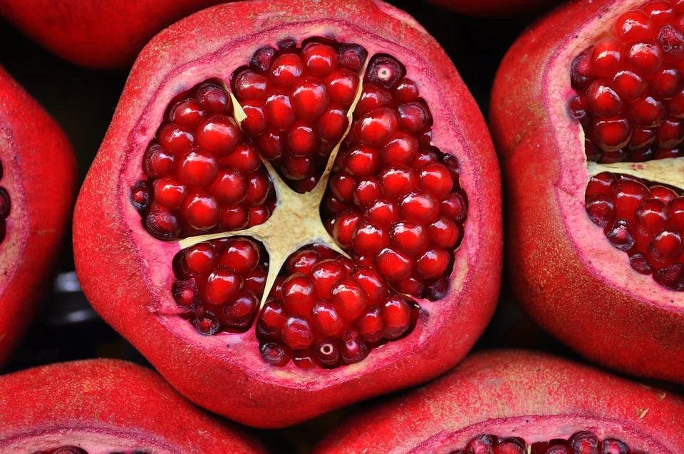 Can You Blend a Whole Pomegranate