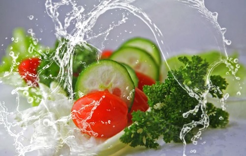 Cucumber and tomato make a great raw food dish